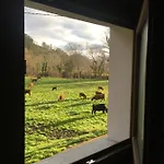 Semesterbostad Casita Junto Al Rio Deva